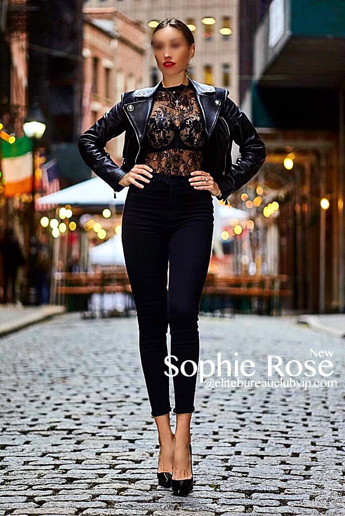 New Super Model Sophie Rose